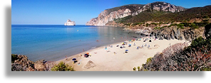 Foto panoramica della spiaggia di Portu Cauli con Pan di Zucchero