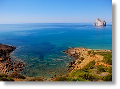 Caletta lungo la costa di Masua